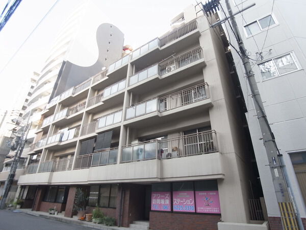 【ユニハイム阿波座】外観写真