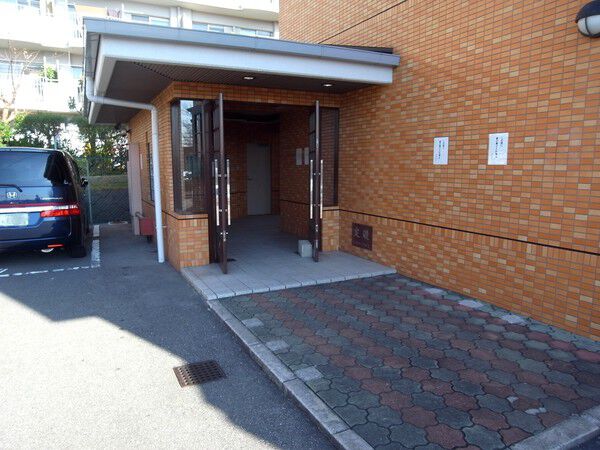 【ジアネックス緑地公園】エントランス