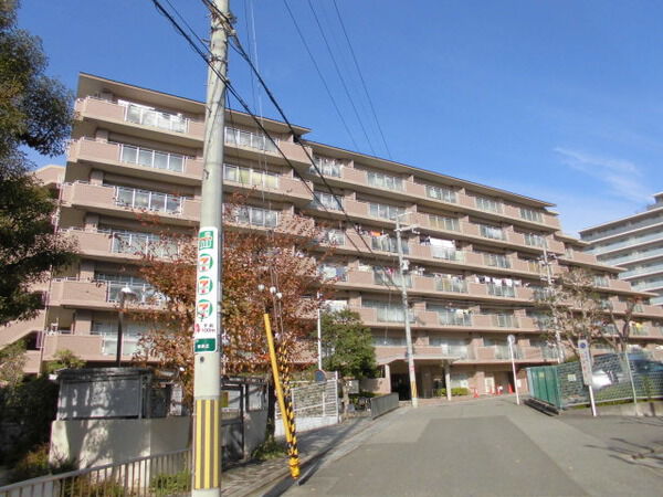 【コート豊中桃山台】外観