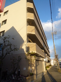 クラウンセゾン深井