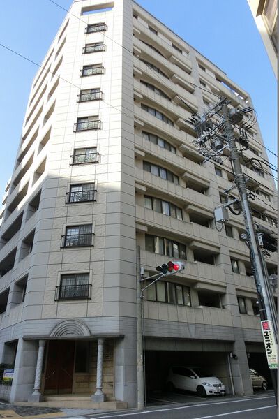 クイーンズパレス上幟町