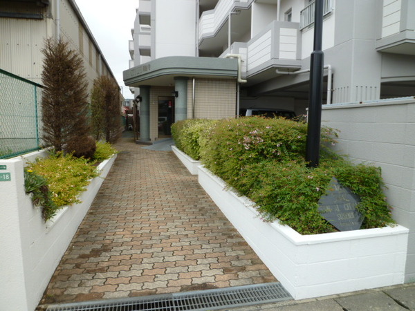 【シティライフ周船寺マリンビュー】アプローチ