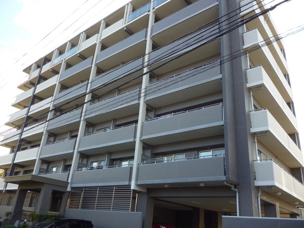 ハイグランド香椎駅前