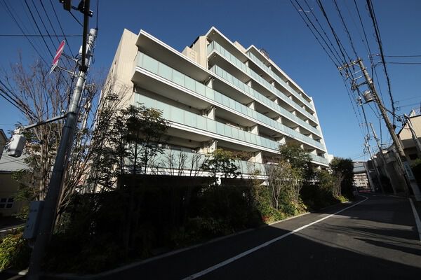 【アールブラン東京サウス仲六郷】建物外観
