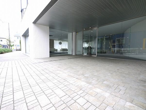 【Brillia砧公園】エントランス 【Brillia砧公園】エントランス