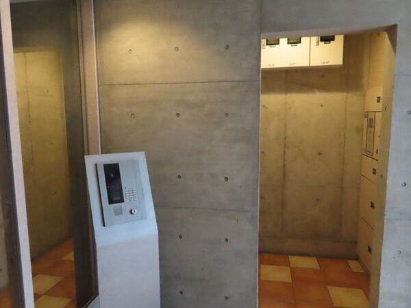 【オルフェアⅤ番館】マンション入口2 【オルフェアⅤ番館】マンション入口2