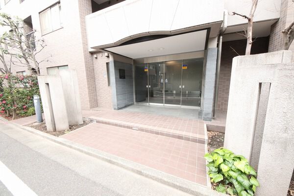【アスティオス大森】エントランス