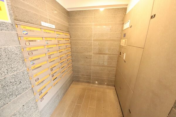 【アスティオス大森】集合ポスト、宅配BOX