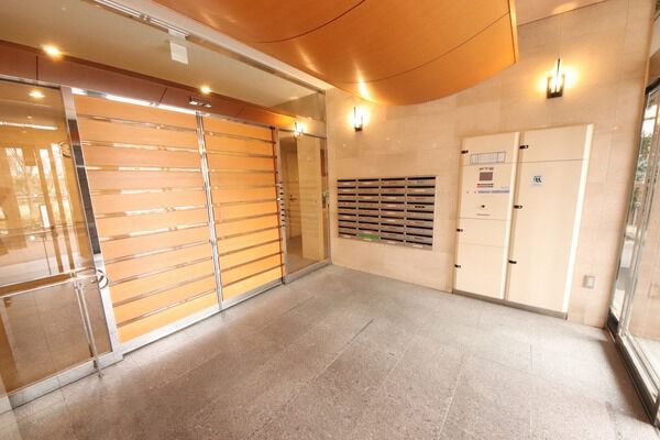 【グリーンプライド大森】エントランス 【グリーンプライド大森】エントランス