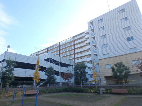 【アデニウムザガーデンテラス】外観写真