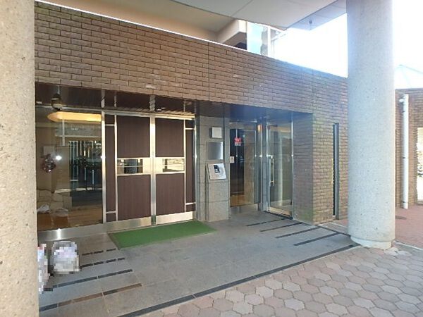 【エステシティ船橋弐番館】エントランス