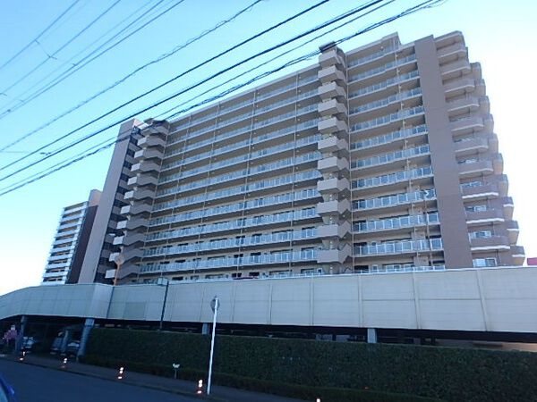 【エステシティ船橋伍番館】外観