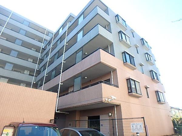 エルズ市川中山