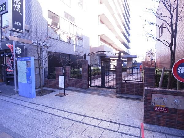 【ダイアパレス本川越】前面道路