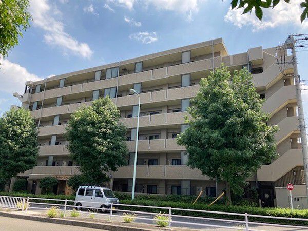 ベルジュール稲城