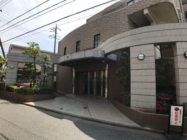 【ダイアパレス津田沼けやき通りライトスクエア】エントランス