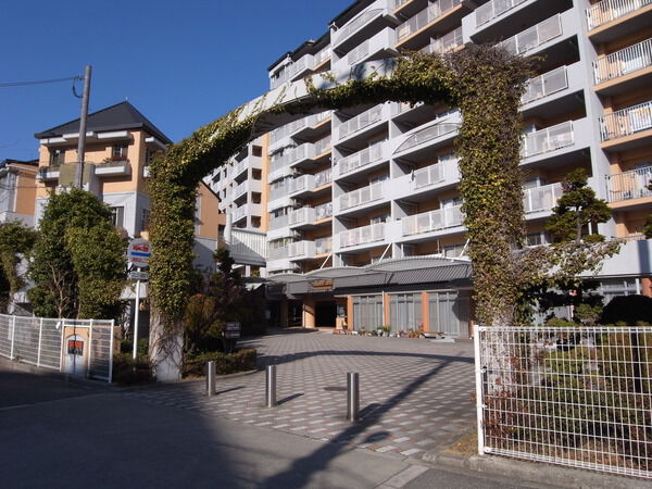 【エルシー美賀多台】建物外観
