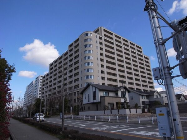グランドメゾン学園都市