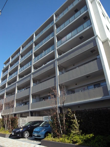 【BELISTA三鷹下連雀】外観（弐番館）