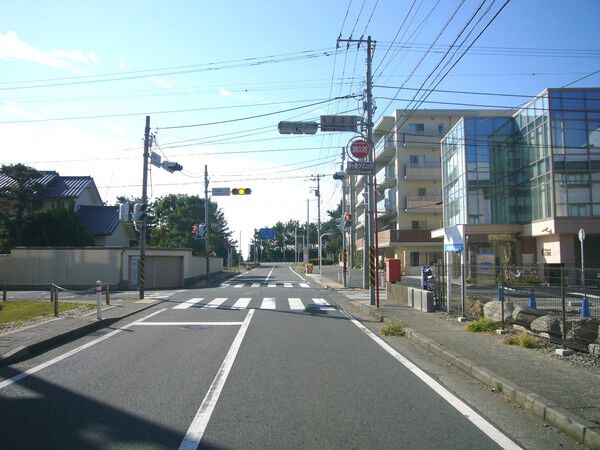 【ドエルシーサイドコート茅ヶ崎東海岸南】前面道路（南方面）