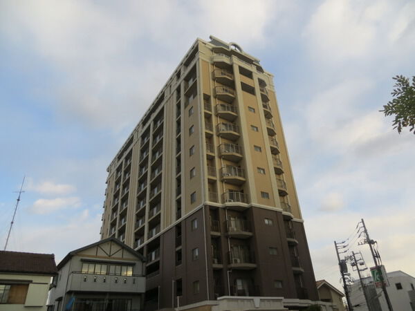 【ロイヤルシティ豊橋】外観