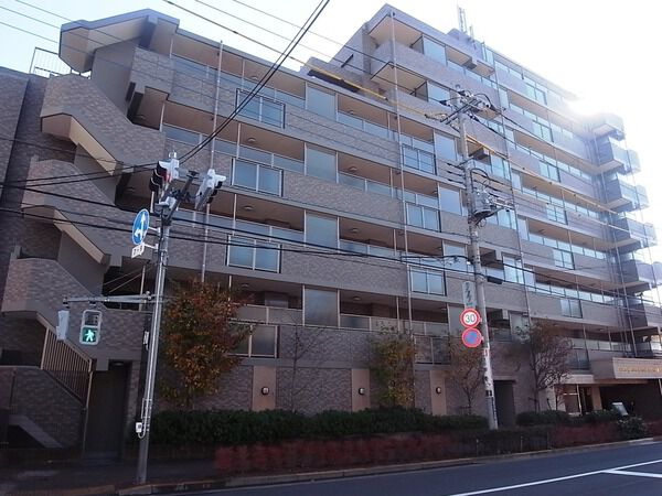 【ライオンズマンション武蔵小金井南】外観