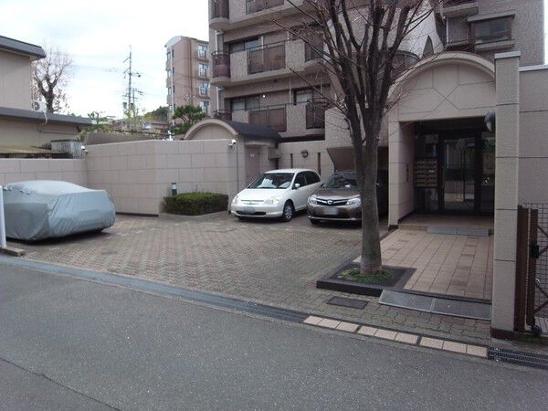 【豊中本町アーバンコンフォート】エントランスです。 【豊中本町アーバンコンフォート】エントランスです。