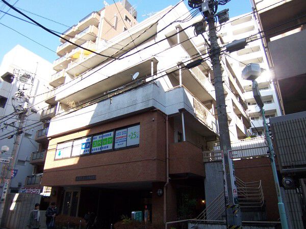 スカイラーク小金井