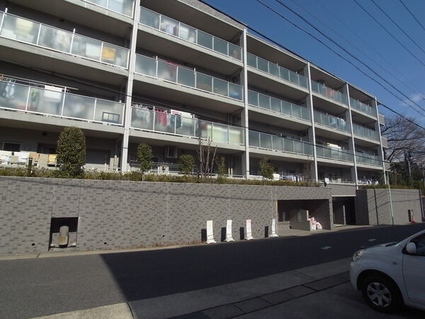 【メイツ西山本通】外観