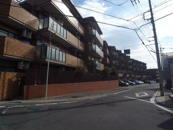 【三井一社ハイツ】外観