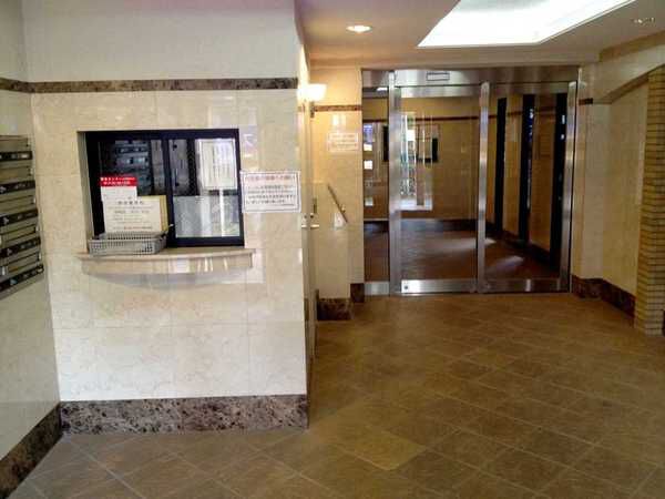 【ベルジュール武蔵野】エントランス 【ベルジュール武蔵野】エントランス