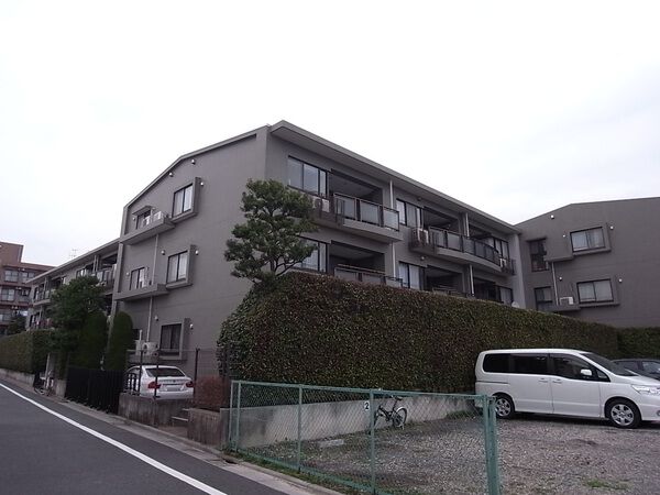 【エクレールガーデン富士見ヶ丘】外観