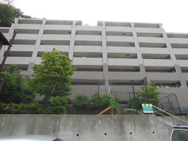 【プレール鎌倉岡本】現地外観2 【プレール鎌倉岡本】現地外観2