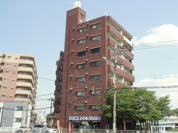 【聖蹟桜ヶ丘オリエント丹野マンション】建物外観
