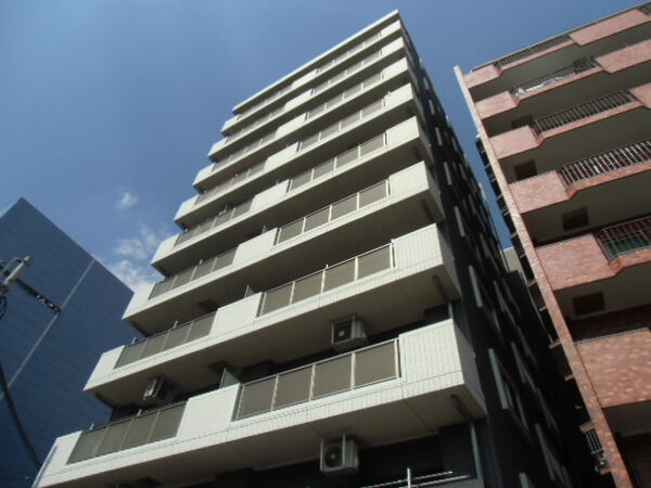 【パテラ聖蹟桜ヶ丘】建物外観