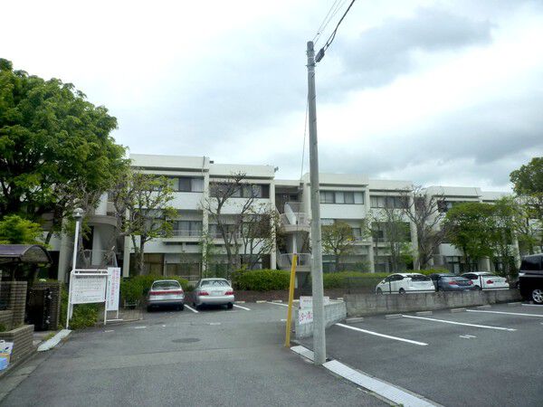 【聖蹟桜ヶ丘ガーデンホーム】外観