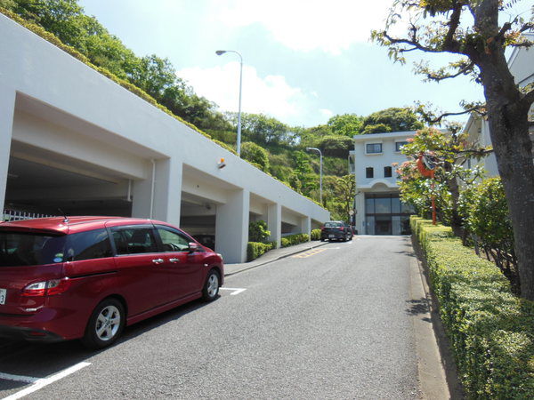 【ガーデンハイツ鎌倉玉縄】アプローチ 【ガーデンハイツ鎌倉玉縄】アプローチ