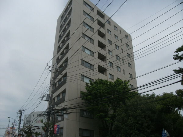 【クリオ府中中河原】建物外観