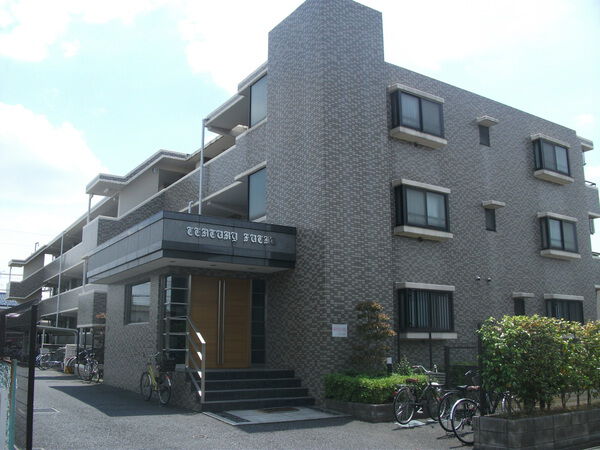 【センチュリー府中】建物外観