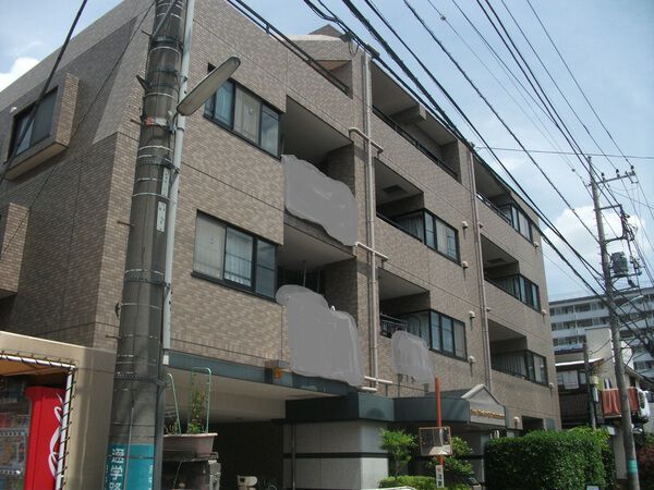 【ライオンズマンション京王中河原】マンション敷地内
