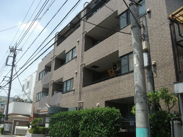 【ライオンズマンション京王中河原】マンション敷地内