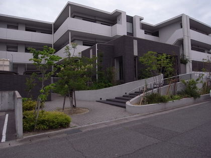 プレセーヌ月見町