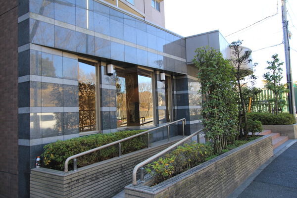 【サングレイス能見台南ファイン】エントランス 【サングレイス能見台南ファイン】エントランス