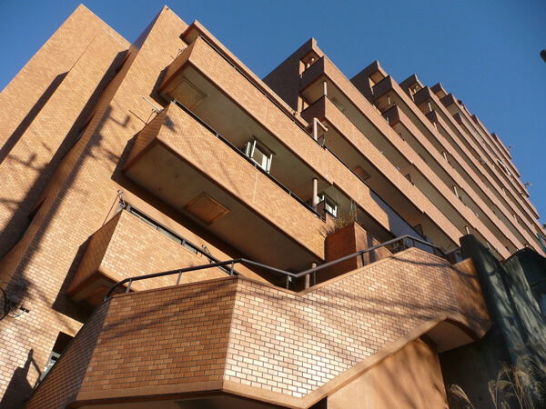 【ライオンズマンション能見台】外観