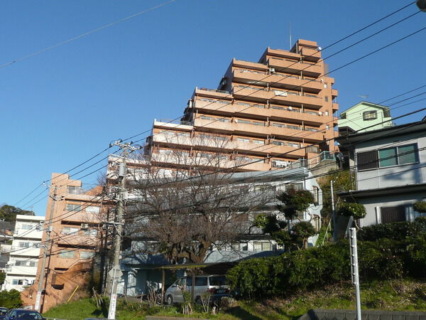 【ライオンズマンション能見台】外観