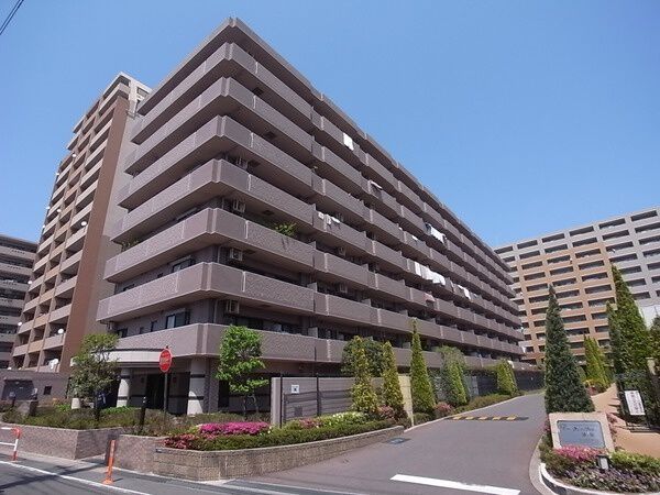 【ライオンズガーデン浦安】建物外観