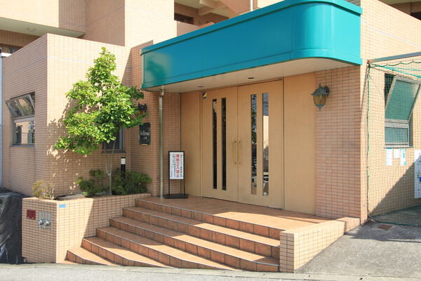 【ヴェルビュ上大岡】エントランス 【ヴェルビュ上大岡】エントランス