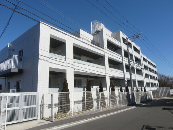 【プレミスト上大岡】外観