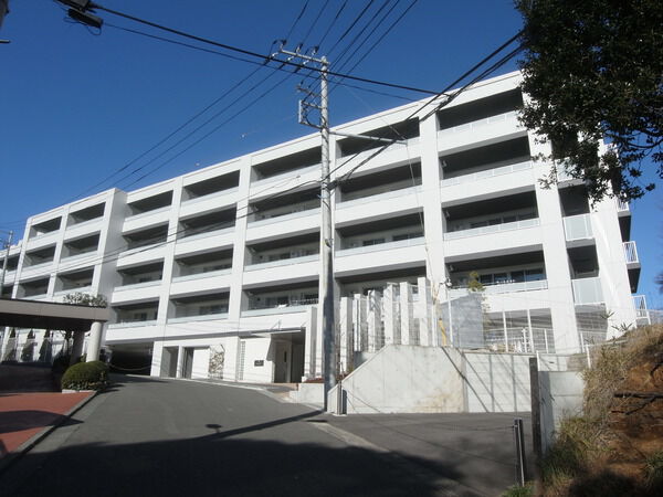 【プレミスト上大岡】外観