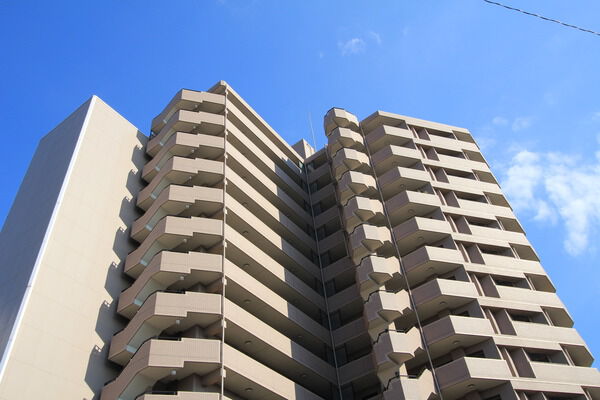 【ライオンズプラザ上大岡】外観 【ライオンズプラザ上大岡】外観